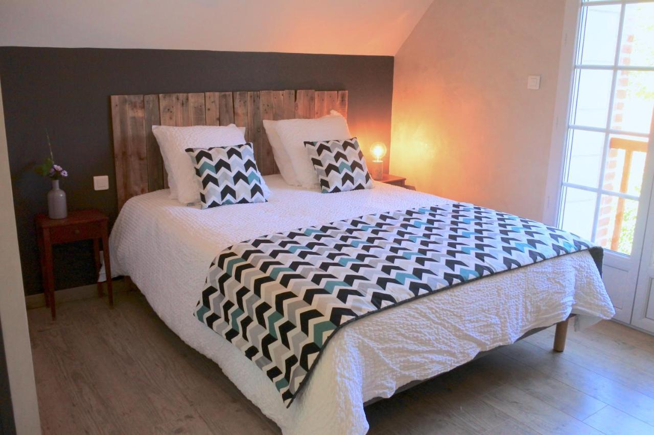 Metairie Du Villiers Bed and Breakfast Saint-Branchs Εξωτερικό φωτογραφία
